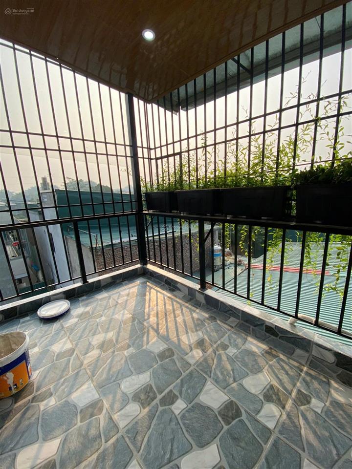 Âu cơ nhà mới kính coong + full nội thất xịn sò, dt 42m2, 3 tầng, mt 5m8 giá chào nhỉnh 3tỷ oto đỗ