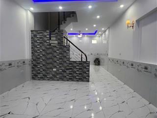 Nhà xây mới + ôtô đỗ cửa bán nhà âu cơ dt 40m2, 4 tầng, mt 4m giá chào 3 tỷ 500 tây hồ.
4 ngủ + 3vs