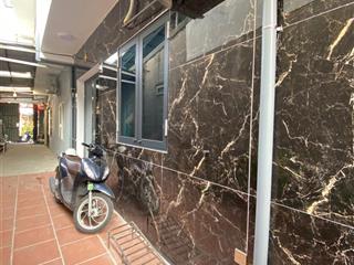 Âu cơ nhà mới kính coong + full nội thất xịn xò.
dt 42m2, 3t, mt 5m8 giá chào nhỉnh 3tỷ ô tô đỗ