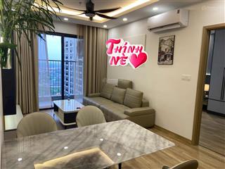 Chính chủ cho thuê căn 3pn 3wc riêng biệt 115m2 wisteria full đồ chỉ 14 triệu/1 tháng, vali tới ở.