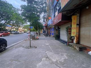 Bán nhà riêng 4pn, 3wc tại trần quốc hoàn  cầu giấy, hà nội, 18,5 tỷ, 38m2 oto đỗ cửa  kinh doanh