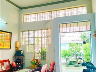 Cần bán Nhà 150m2, 5.8 tỷ, cách Nguyễn Ảnh Thủ 20m xã Bà Điểm, Hóc Môn, HCM, đối diện chợ