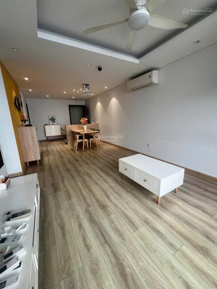 Chính chủ cho thuê "siêu phẩm" 3pn tại n01t5 ngoại giao đoàn  view hồ trọn đời