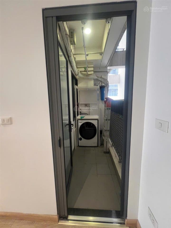 Chính chủ cho thuê "siêu phẩm" 3pn tại n01t5 ngoại giao đoàn  view hồ trọn đời