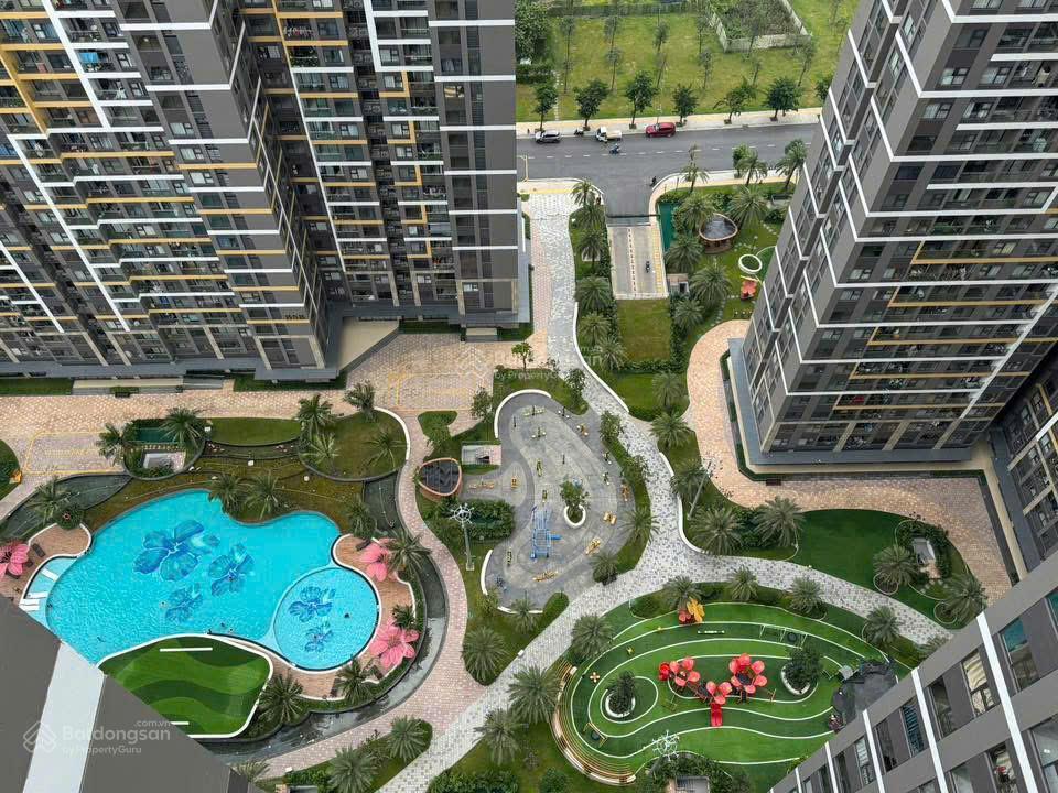 Bán căn 3pn view hồ bơi, nội khu, view sông, hướng đông nam, mát mẻ, bao đẹp