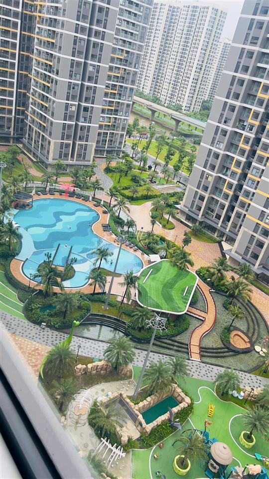 Bán căn 3pn view hồ bơi, nội khu, view sông, hướng đông nam, mát mẻ, bao đẹp