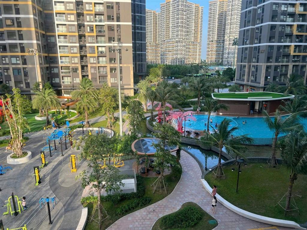 Bán căn 3pn view hồ bơi, nội khu, view sông, hướng đông nam, mát mẻ, bao đẹp