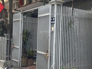 Chính chủ cho thuê nhà nguyên căn 5 tầng tại phố nguyên hồng ba đình