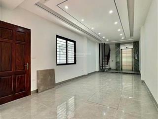 Phố nguyễn chí thanh  42.5m2  5t, thang máy  chỉ 10m ra ô tô  giá 9.95 tỷ