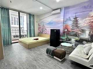Phòng ban công lớn ngay hoa lan p2 phú nhuận full nội thất như hình, tách bếp