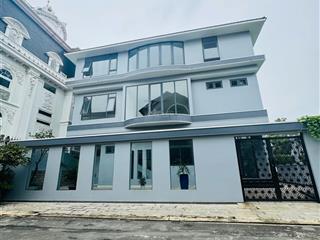 Rẻ nhất ! căn biệt thự 2 mt nguyễn văn hưởng  compound 24/24  18x24m  giá siêu tốt chỉ 217tr/m2