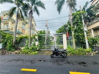 Lô đất đẹp nhất ven sông trần não ! mặt tiền 14x12m  hầm 4 tầng  bảo vệ 24/7  giá 170tr/m2