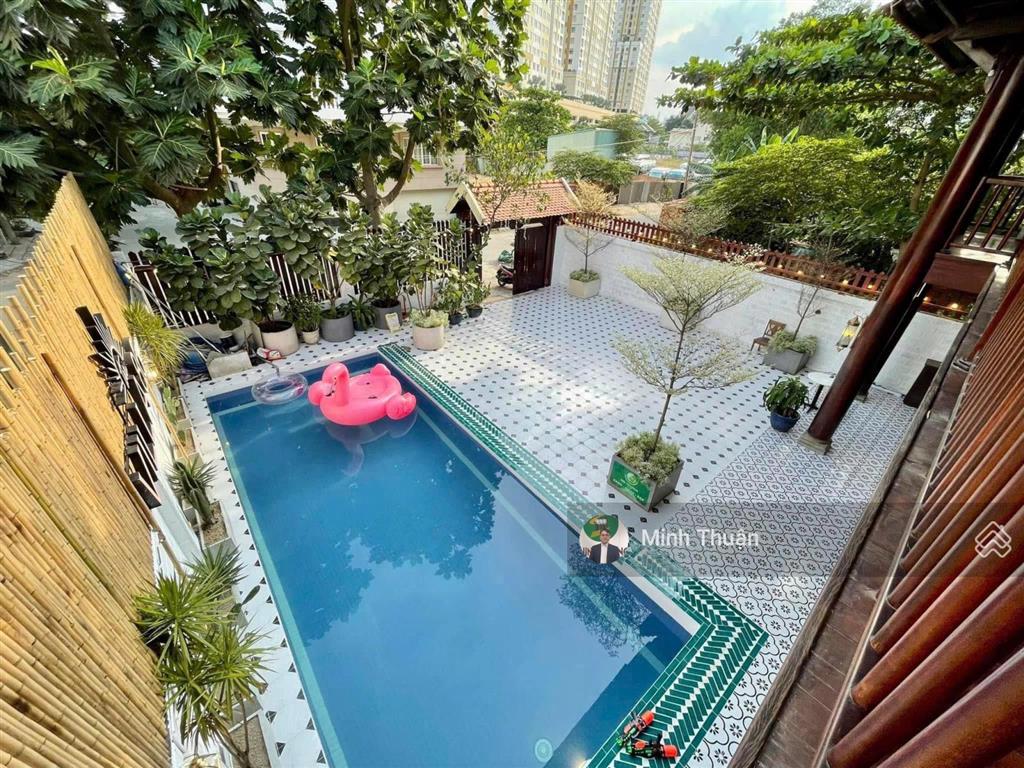 Chỉ 150tr/m2! bán căn villa toàn gỗ đỏ  nguyễn văn hưởng 3 tầng 13x25,5m 330m2  giá chỉ 50 tỷ
