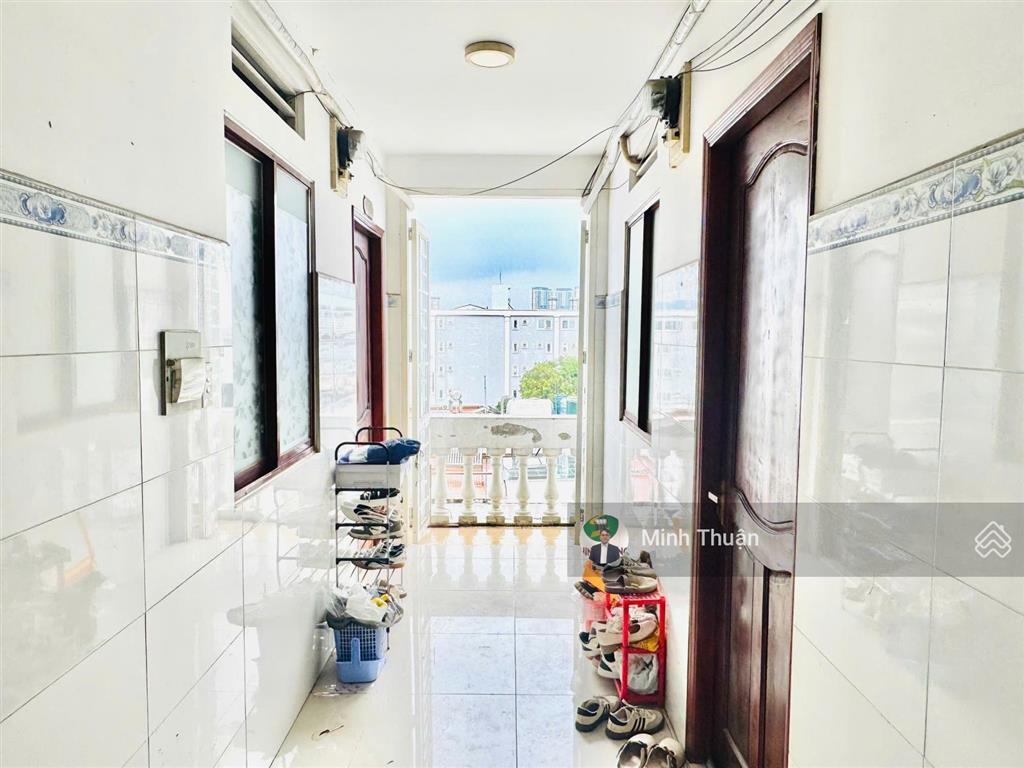 Không chê được ! bán tòa chdv tml 5 tầng  51 phòng  tn 200tr/th  1000m2  giá chốt gấp 30,5 tỷ