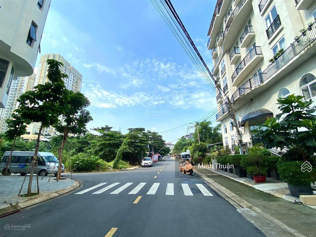 Hàng hiếm ! bán đất 188 nguyễn văn hưởng, thảo điền  xây hầm 5 tầng  13x25m  giá 151tr/m2