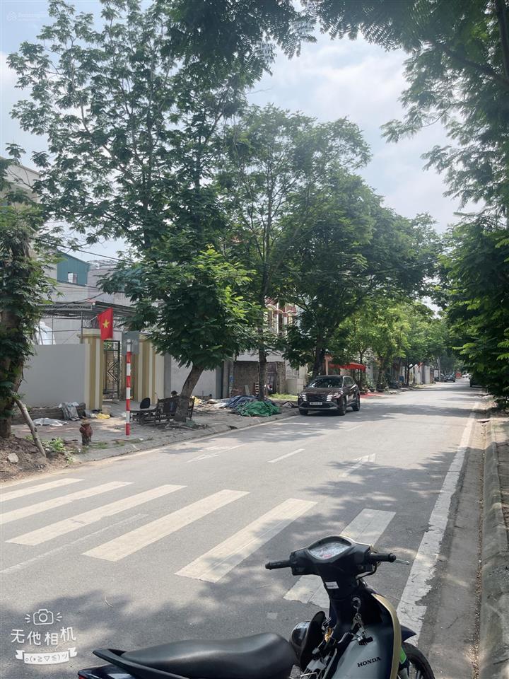 Bán đất lô góc hai mặt tiền phong thủy đẹp nhất bồ đề, long biên 38m2 zá hờn 4tỷ