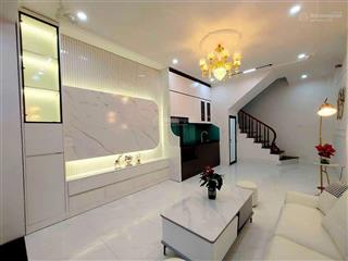 Hót  chính chủ gửi bán nhà đẹp 5 tầng mậu lương  ô tô đỗ cửa