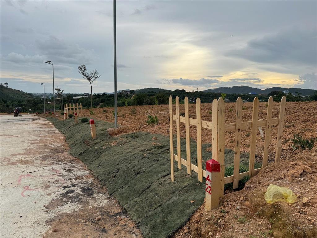 Bán gấp lô đất vị trí đẹp, ngang 10m tại nam ban, lâm hà 300m2 160m2 thổ cư giá 1,1 tỷ