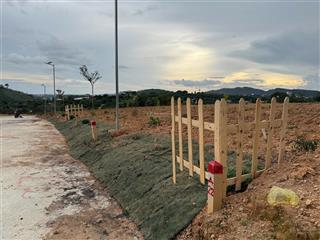 Bán gấp lô đất vị trí đẹp, ngang 10m tại nam ban, lâm hà  300m2  160m2 thổ cư  giá 1,1 tỷ.