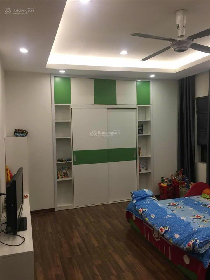 Tôi cần bán biệt thự song lập khu đô thị đặng xá, 2 mặt tiền mỗi mặt tiền 10m, view đẹp