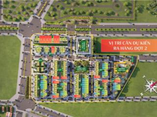 Shophouse 150m2 xây 5 tầng 1 tum, mt 6,5m, đường trước mặt 25m, cách ql5  500m  tôi 0979 916 ***