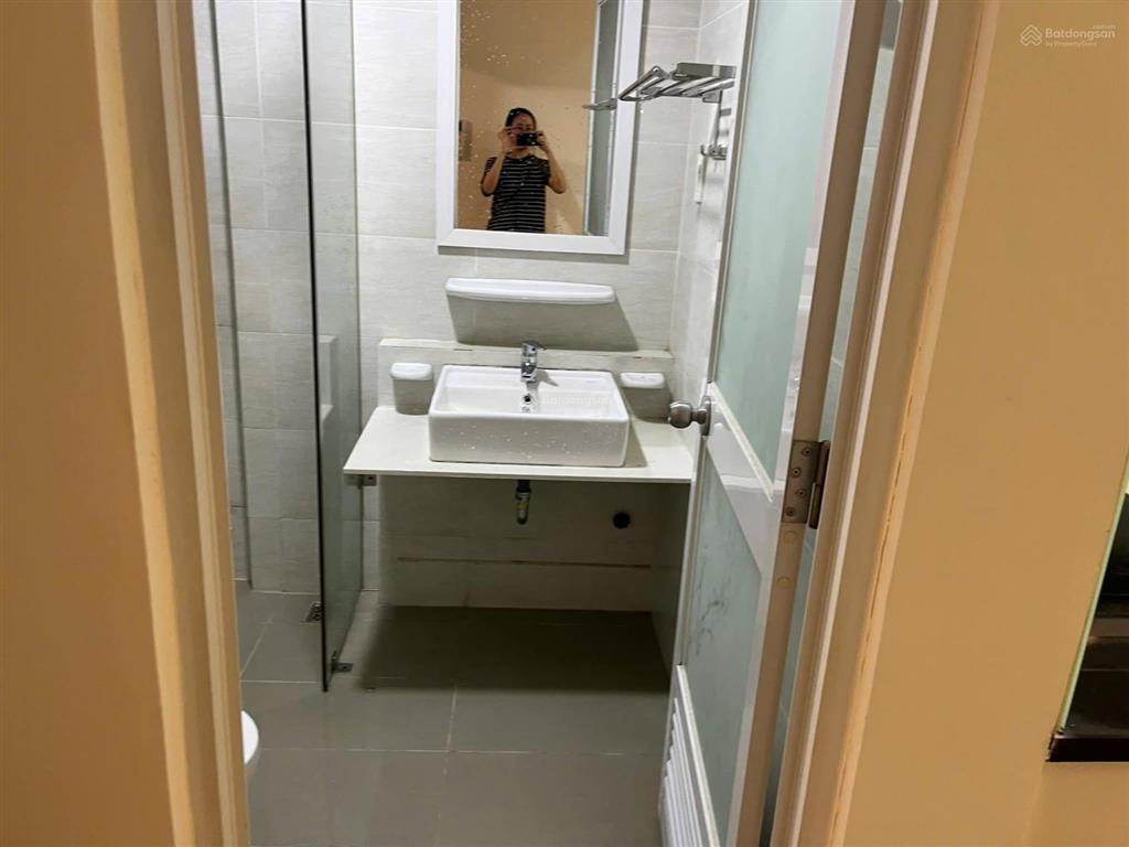 Chính chủ cho thuê flora anh đào 1pn+ 1wc ntcb nhà mới đẹp thoáng mát