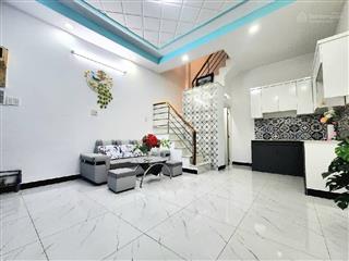 Sát mt hưng phú, quận 8, 4 tầng, hẻm 4m, ngang 4,2m, chỉ nhỉnh 4 tỷ