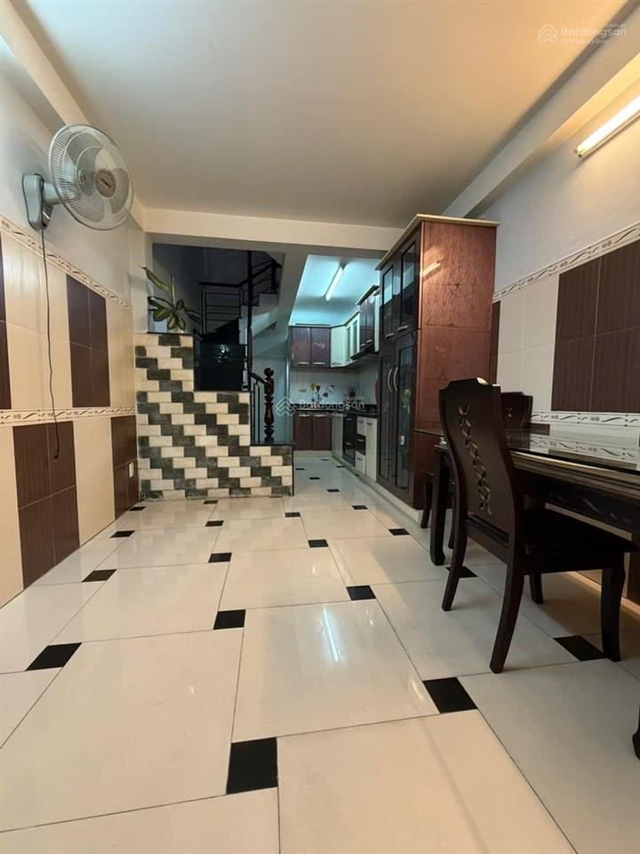 Mặt tiền quận 8, gần tạ quang bửu, 4 tầng, đường 6m, 4x20m, nhỉnh 9tỷ