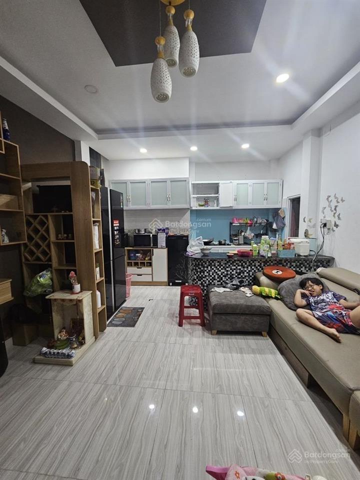 Bán nhà quận 8, âu dương lân, 3 tầng, hẻm thông thoáng 6m, 5x20m, nhỉnh 9tỷ