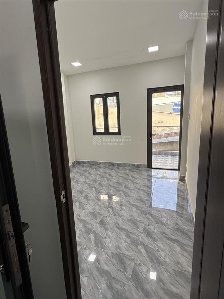 Bán nhà quận 8, dương bá trạc, 3 tầng, 2 mặt hẻm thoáng, 4,5x12m, nhỉnh 5 tỷ