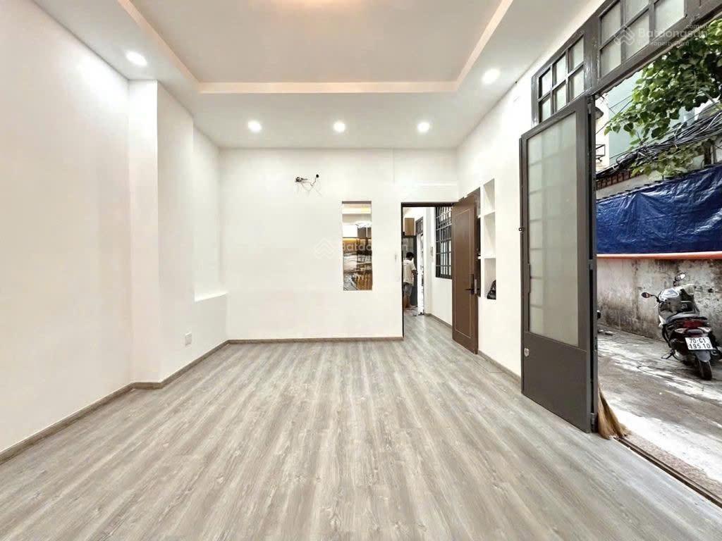 Bán nhà quận 5, trần bình trọng, 3 tầng, 4x16m, nhỉnh 8 tỷ