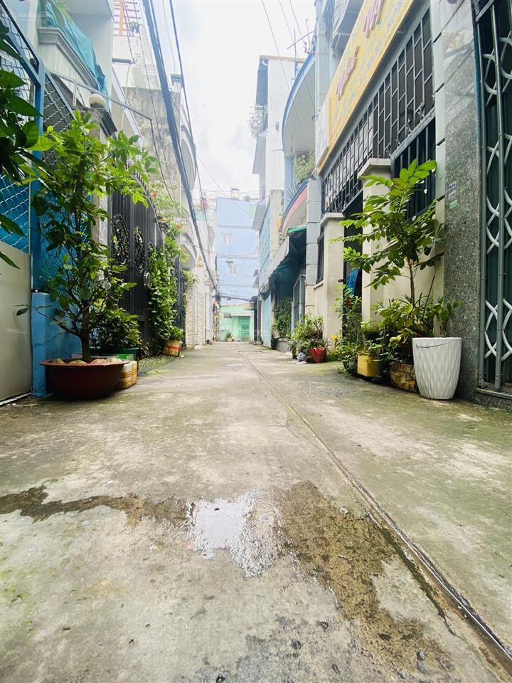 Bán nhà âu dương lân, quận 8, hẻm 6m, 4,3x15m, chỉ nhỉnh 6 tỷ