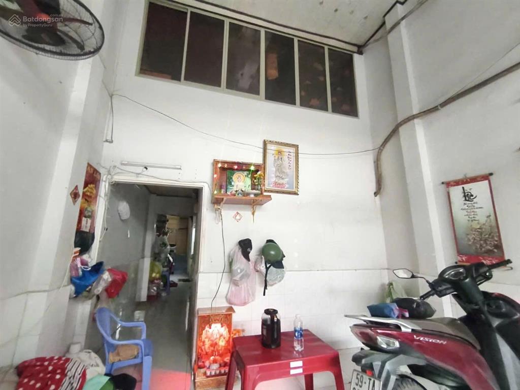 Nhà cấp 4, âu dương lân, quận 8, hẻm xe hơi, 4,3 x 16m, chỉ 6,2 tỷ