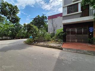 Duy nhất! lô dịch vụ view hồ sen đường 13,5m đìa lão kiến hưng. dt 50m * 5.6m. giá 13.x tỷ.