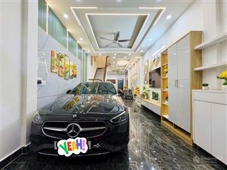 Nhỉnh 100tr/m2, xe hơi ngủ trong nhà, ngay quang trung, 4 tầng, 72m2, full nội thất, vào ở ngay