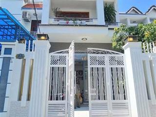 Chính chủ gửi bán nhà 4 tầng 4 ngủ trung tâm tp nha trang cách biển hơn 1km