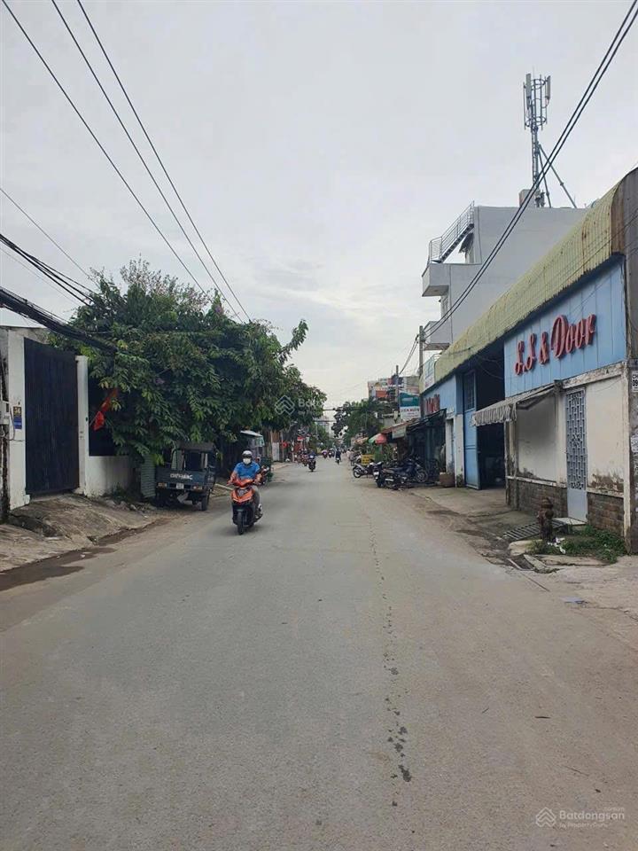 Đất góc 2mt hiệp bình chánh thủ đức 6.5 tỷ vnđ diện tích 5x19m = 93.4m2, gần phạm văn đồng