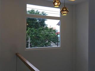 7,5 tỷ 7ty5  80m2  ngang 6m  nhà 2 tầng 2pn 2 wc vip hồng long thủ đức  thông qlo13