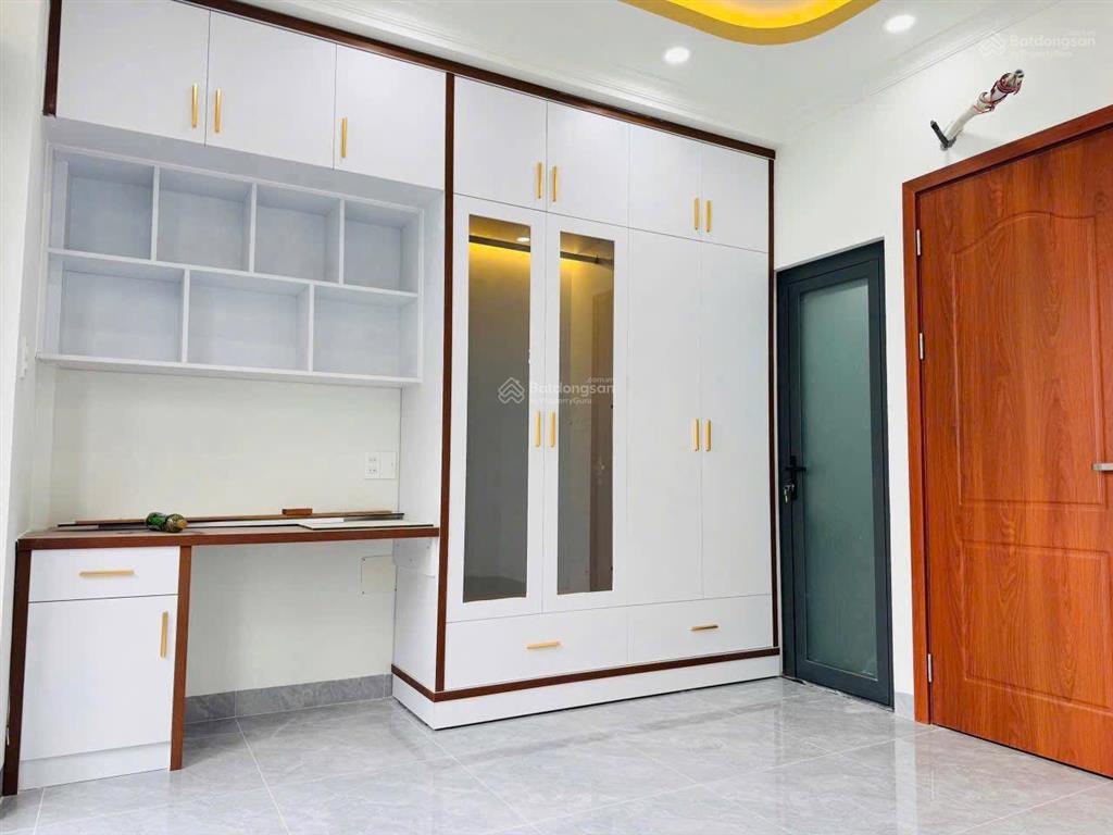 8,5 tỷ tl có thang máy siêu phẩm 5 lầu mới 100% phạm văn đồng gigamall hiệp bình chánh thủ đức