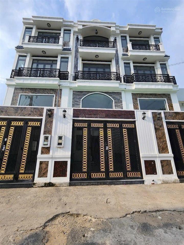 8,2 tỷ nhà mới 4 tầng thủ đức mt đường 12 m cách ql13 chỉ 100m vạn phúc