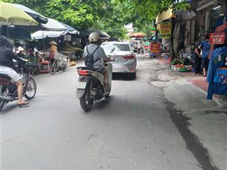 Giảm 5oo triệu, bán nhà c4 mặt chợ bông đỏ, ngô thì nhậm, 48m2, mặt tiền 4m, đường 16m, vỉa hè 4m
