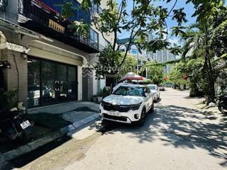 Hàng xóm làng việt kiều châu âu 75 m2 5 tầng mặt tiền 5m phân lô ô tô tránh, giá đầu tư 20,5 tỷ