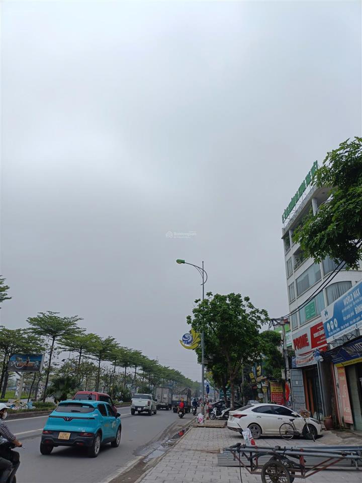 Mặt phố lê trọng tấn  104m  đối diện parkcity  vỉa hè 10m  giá đầu tư
