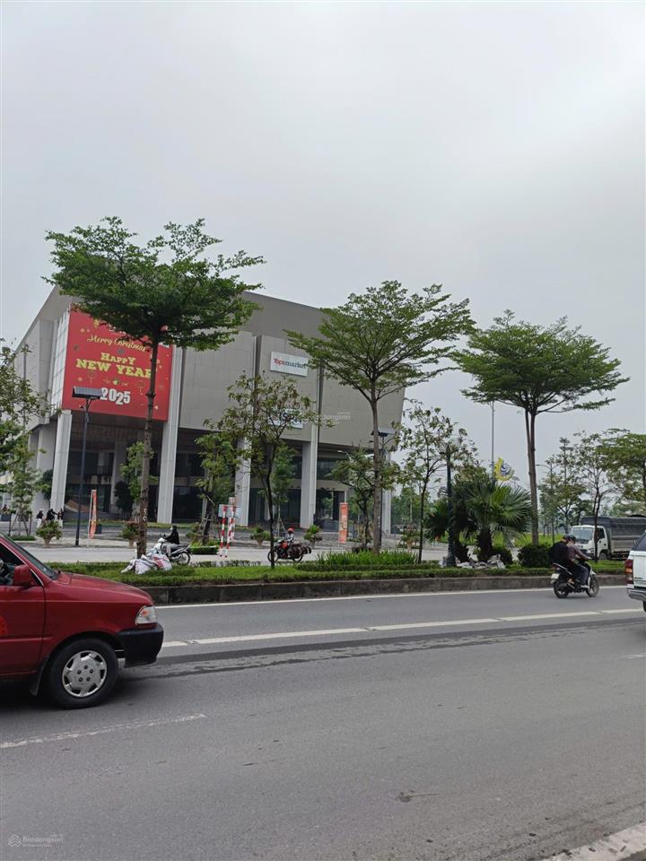 Mặt phố lê trọng tấn  104m  đối diện parkcity  vỉa hè 10m  giá đầu tư