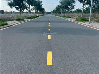 Lô đất nằm ngay kdc cách sân bay long thành chỉ 7p  sổ sẵn  chỉ 12tr/m2 120m2