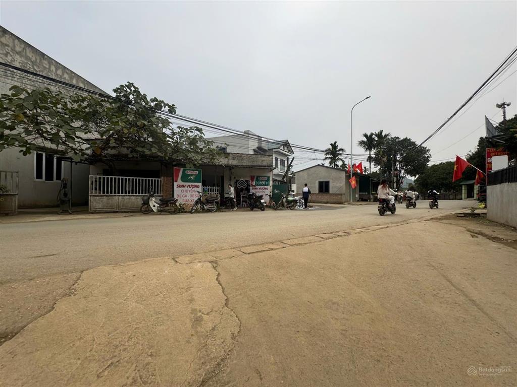Bán lô góc 316m sát trục chính yên bình gần ga metro, cách đại học quốc gia chỉ 12 phút