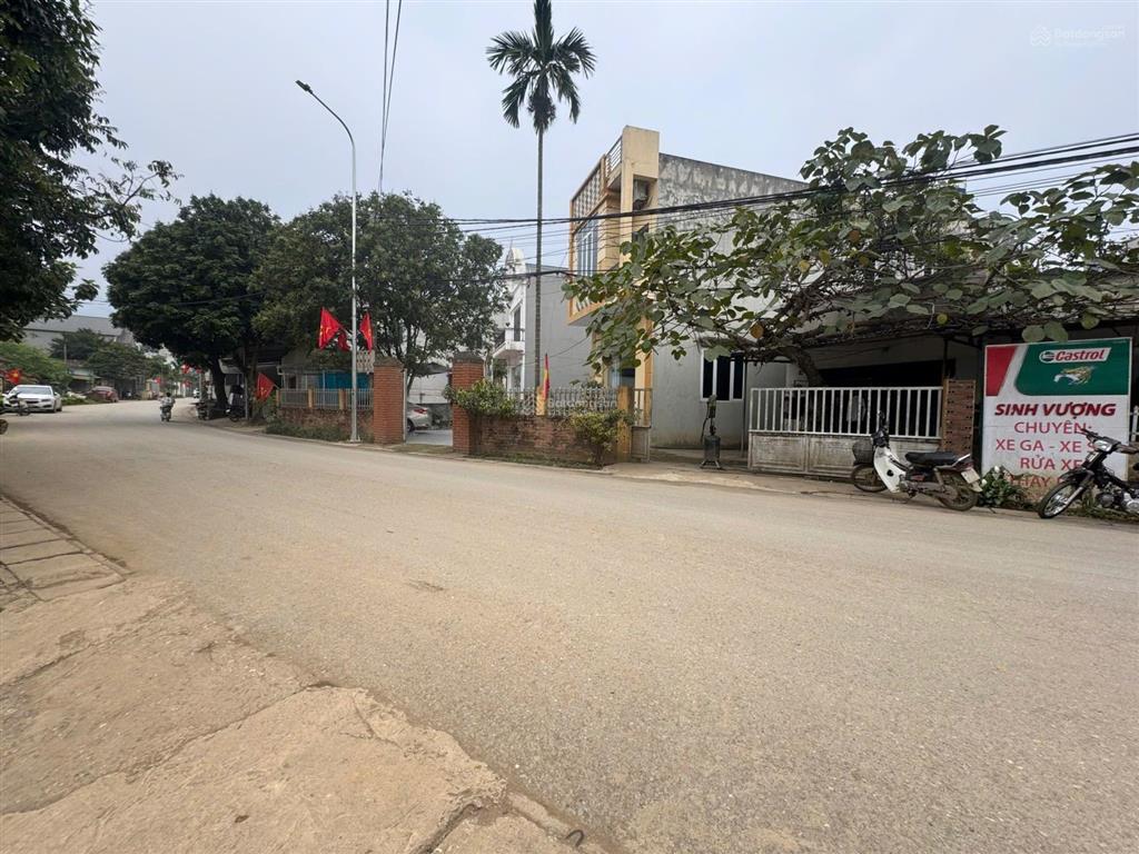 Bán lô góc 316m sát trục chính yên bình gần ga metro, cách đại học quốc gia chỉ 12 phút