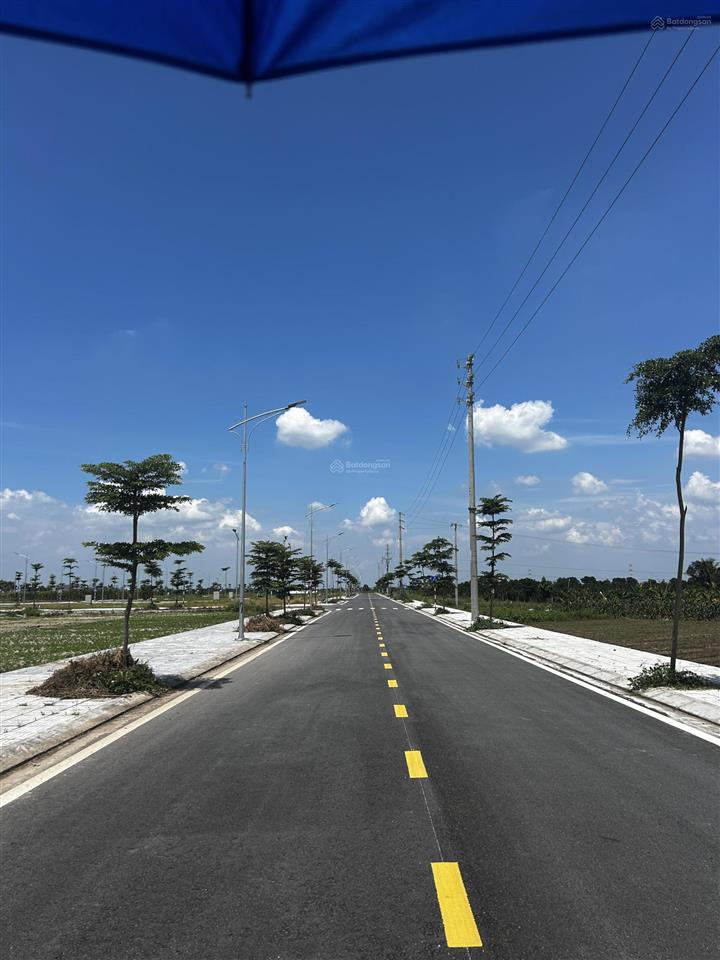 120m2 mt 6m vuông đẹp đất đấu giá 12tr/ m2