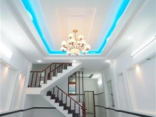 Bán nhà trung chánh hóc môn  84m2  đường 6m  2 tầng  3pn  3.88 tỷ