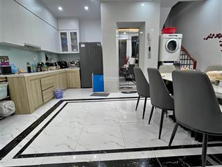 Bán gấp nr 3pn, 3wc, 37m2 tại kim mã, ba đình, hà nội, giá 8,6 tỷ